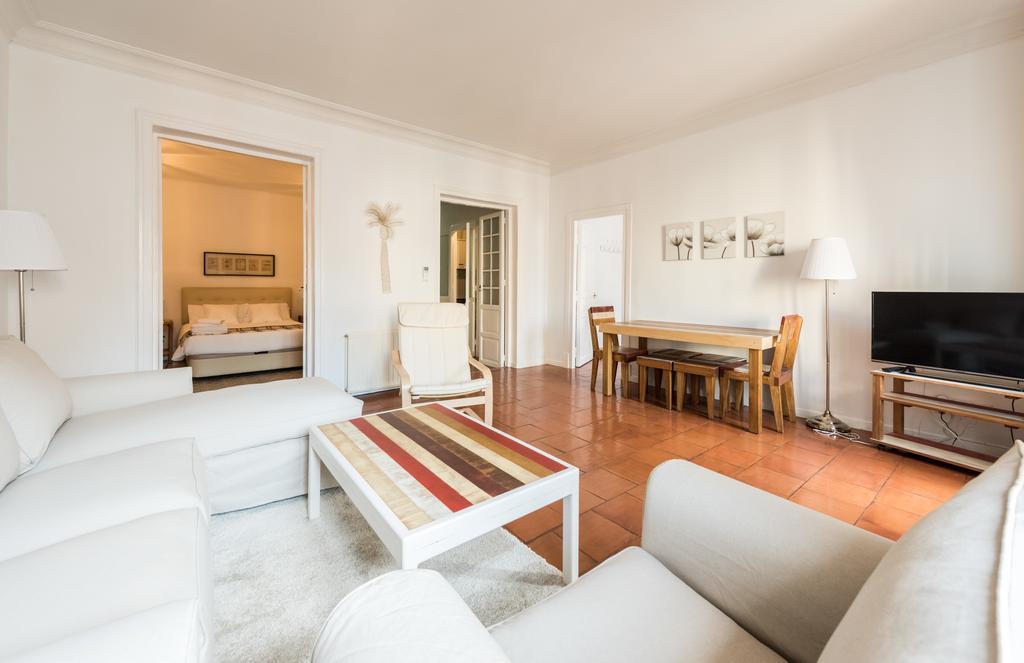 Apartamentos Madrid Centro W Exterior photo