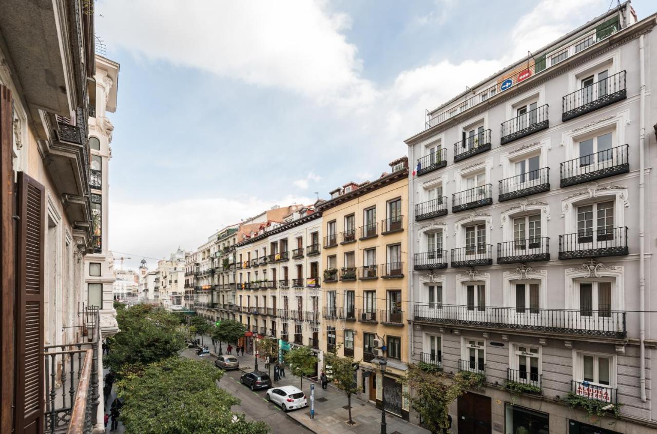 Apartamentos Madrid Centro W Exterior photo